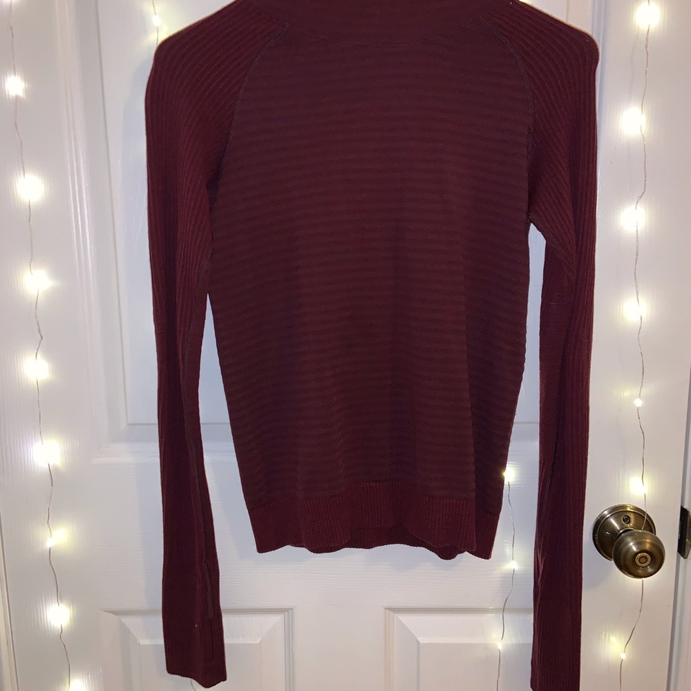 Lululemon maroon pullover hoodie